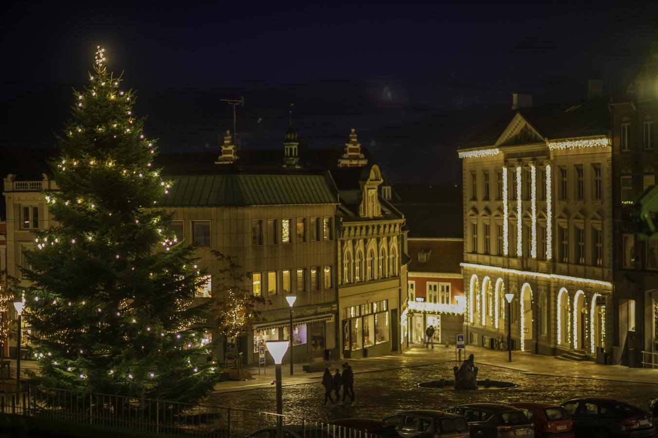 Juletræ på torvet