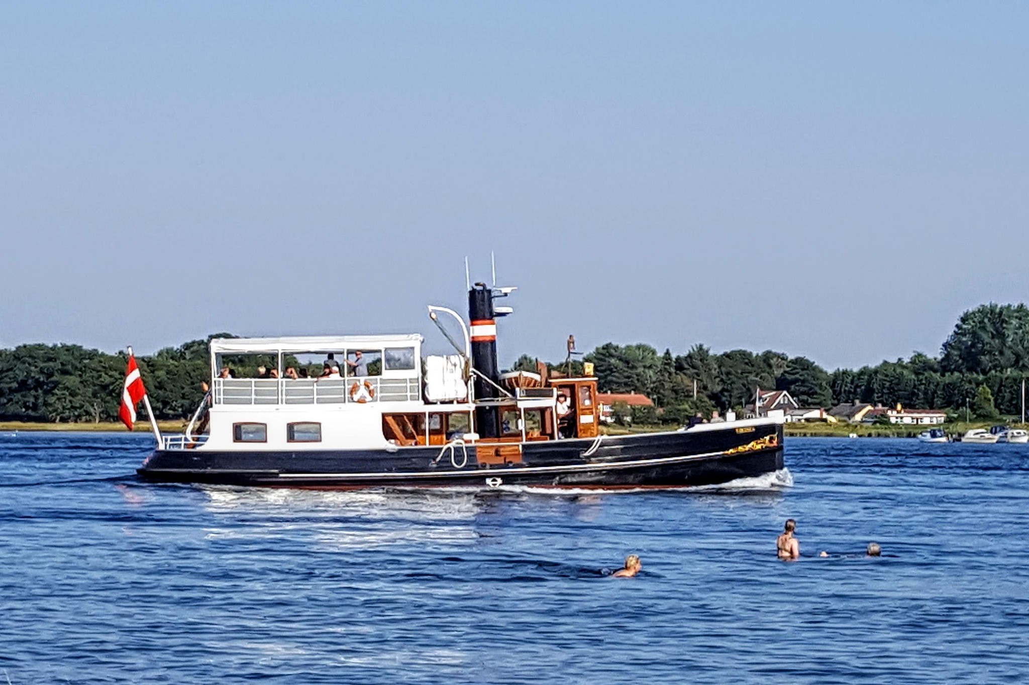 Helge på sundet sommer