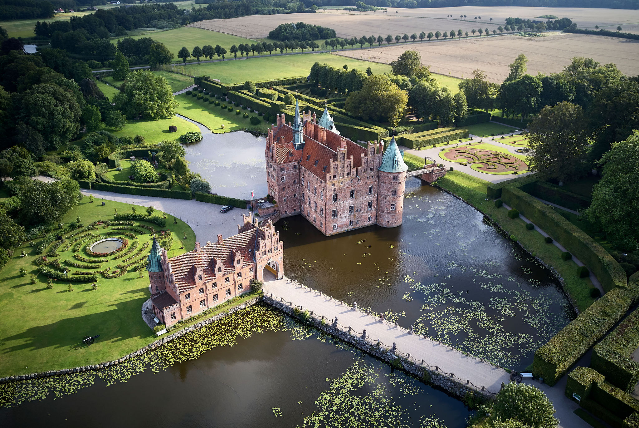 Egeskov Slot, Sydfyn