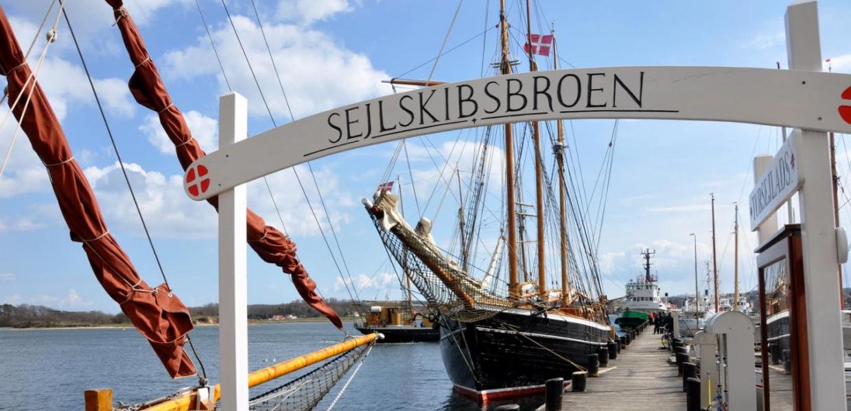 the Wooden Ship Pier