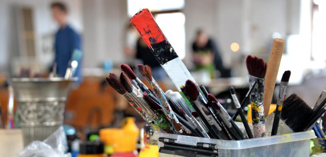 paint brushes