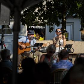 koncert på iIlle Torv, Svendborg, Sommer ved Sundet