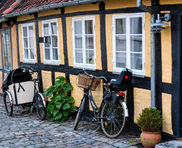 House wall with bike