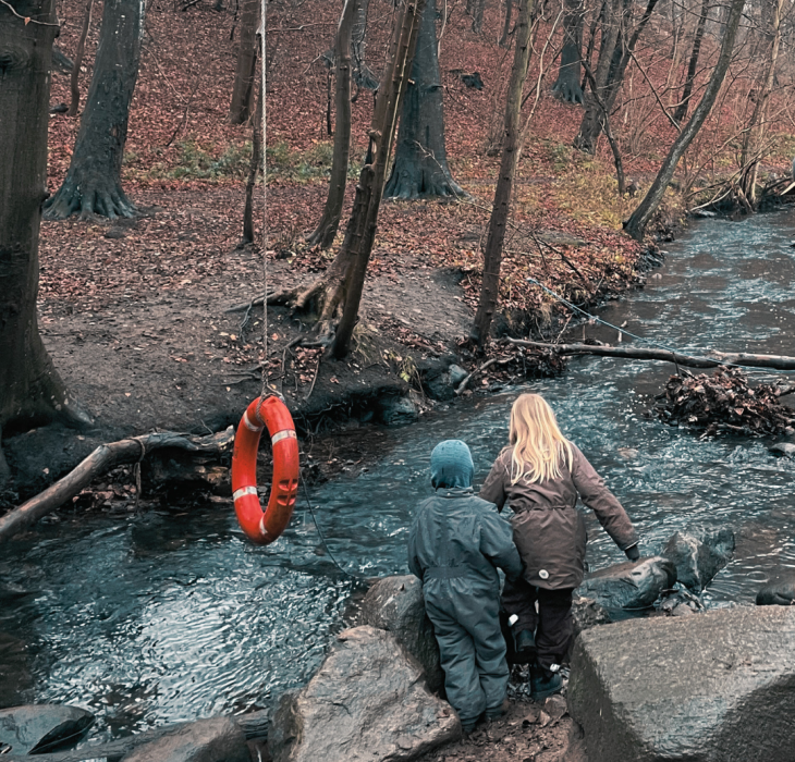 Billede af Vinter og børn i Vejstrup Ådal